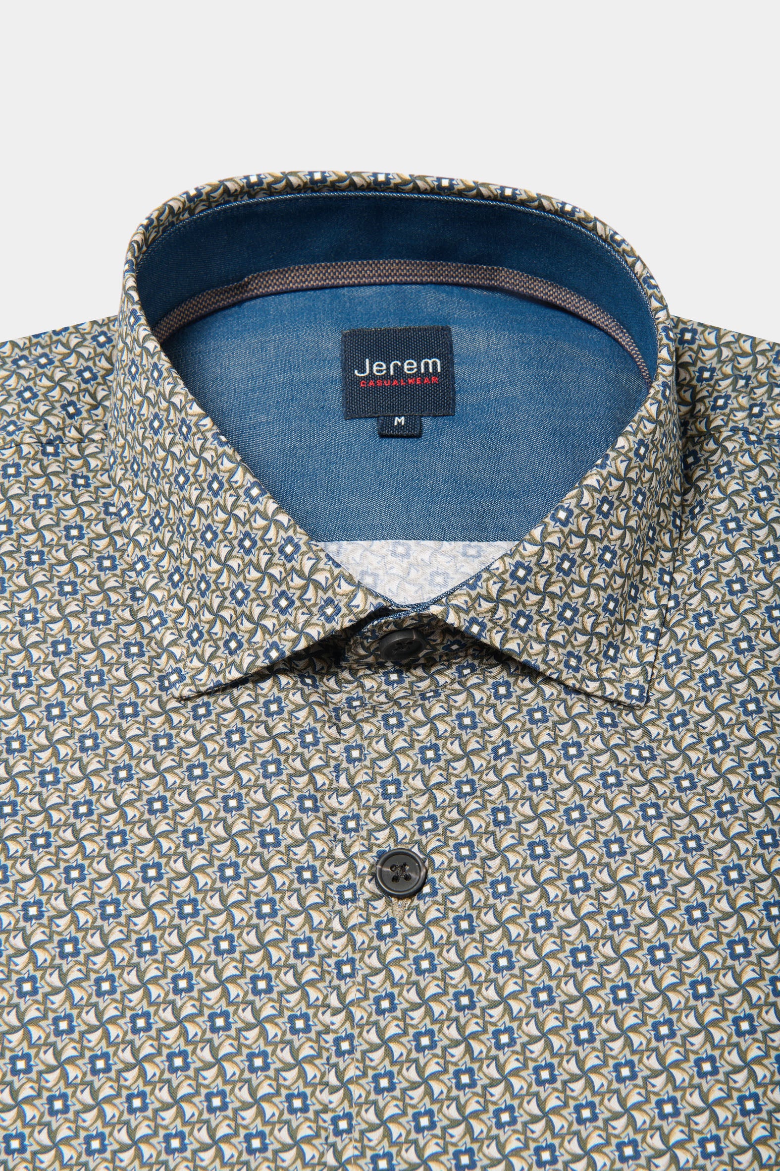 ligne casualwear 
 chemise en popeline de coton à imprimé floral 
 coupe confortable sans pinces au dos 
 col classique avec baleine amovible 
 poignets arrondis ajustables à...
