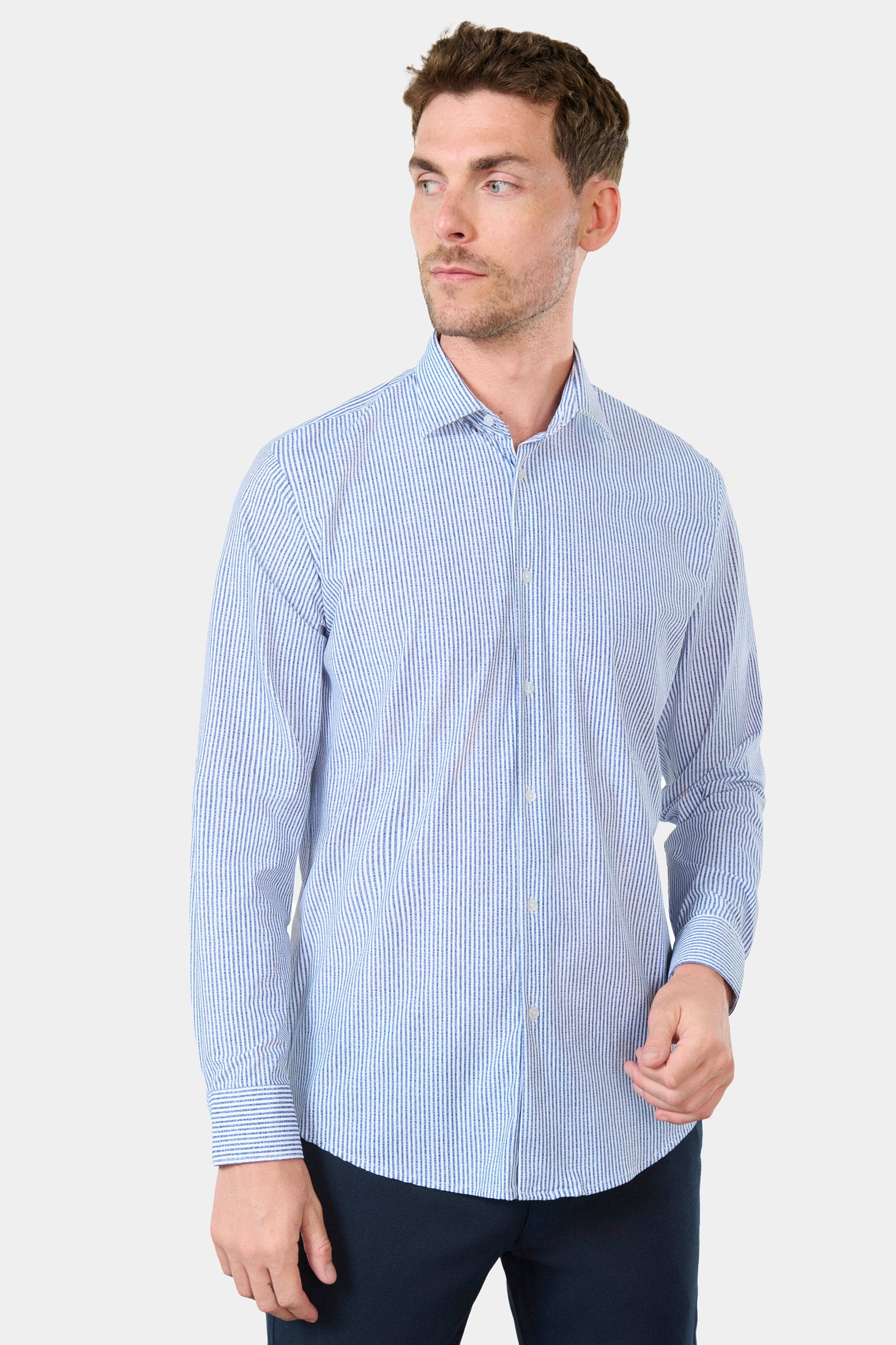 Chemise imprimée rayures en matière stretch infroissable slim fit ligne activewear Jerem, col semi-italien