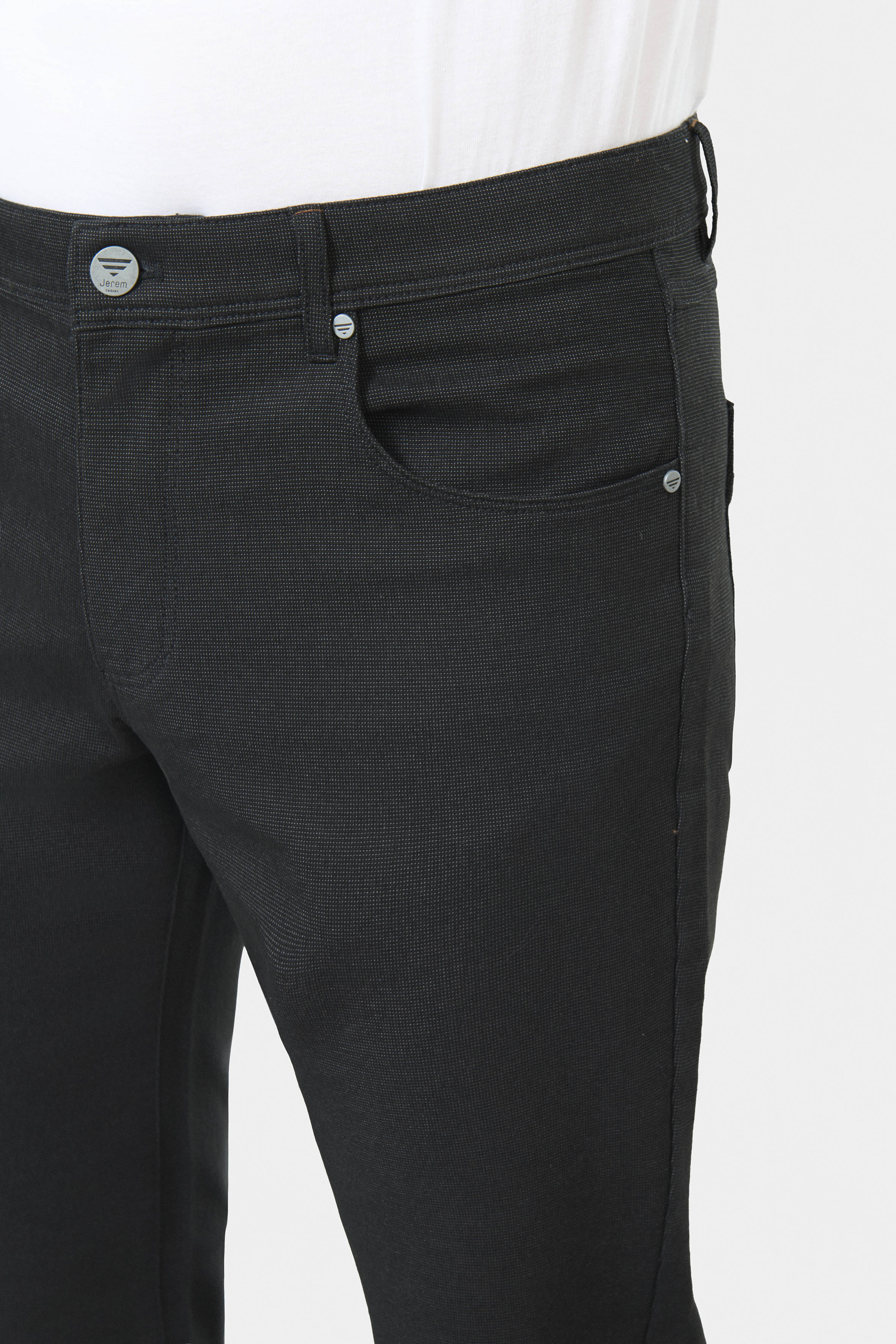 Pantalon cinq poches Jerem, coupe droite, poches plaquées surpiquées