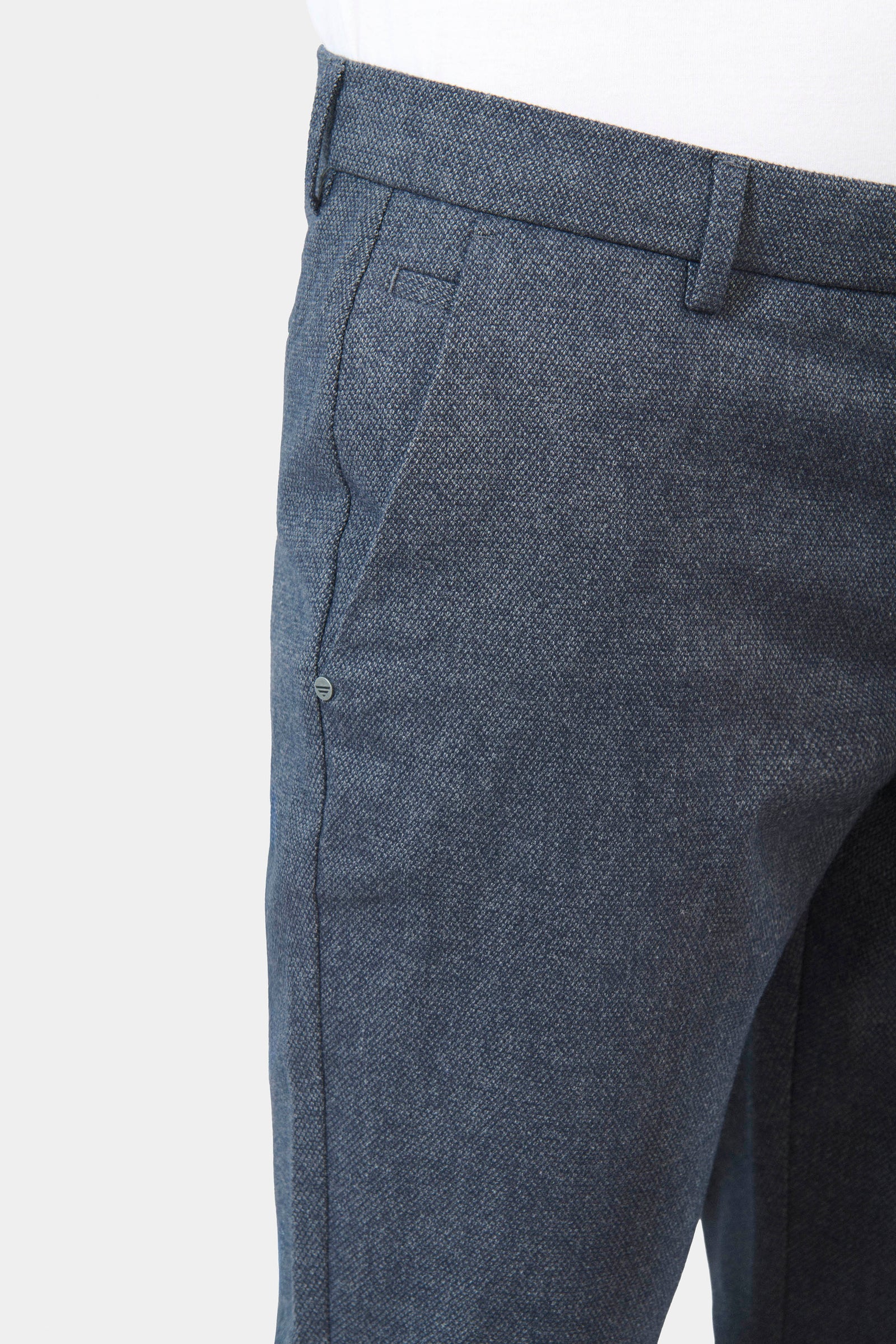 Pantalon minimaliste, faáonné de micro-motif fantaisie Jerem, ceinture sartoriale, poches italiennes