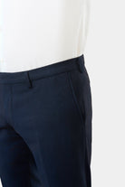 Pantalon de costume ajusté stretch effet plumetis Jerem, ceinture sartoriale stretch, ceinture sartoriale