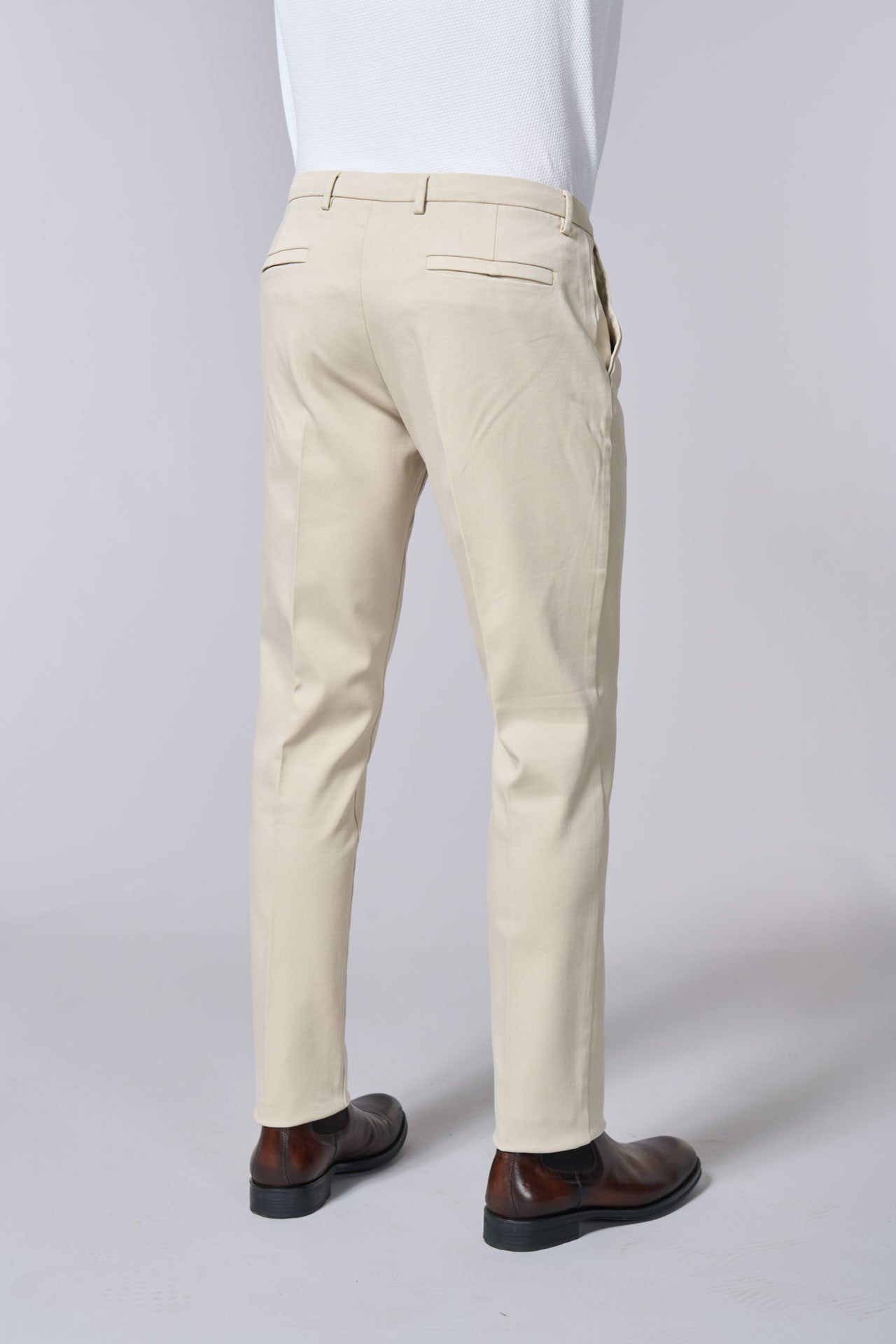 Pantalon ajusté, tricotine de coton stretch Jerem, poches italiennes vue 6