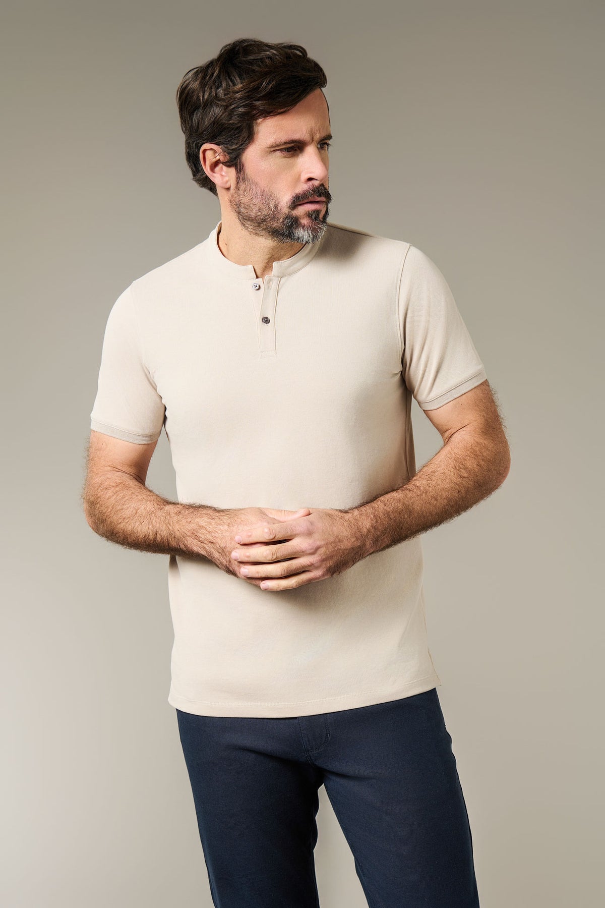 Polo curos en piqué de coton stretch col mao manches courtes Jerem, col mao, manches courtes, coupe ajustée