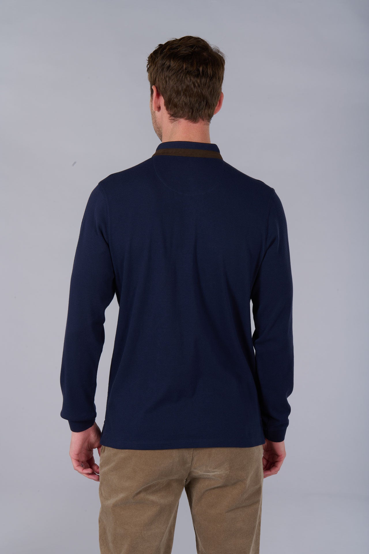 Polo cyran de cuello mao de Jerem, bolsillo de pecho vista 12
