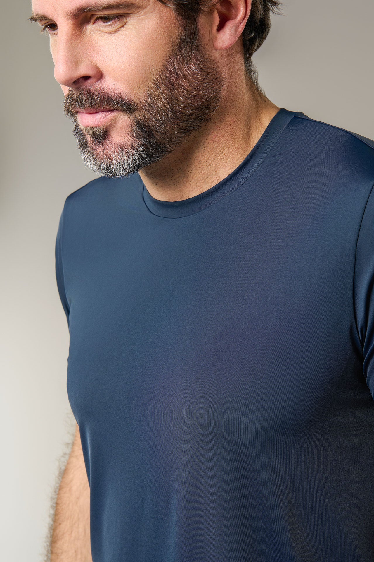 T-shirt, matière technique avec finitions thermocollées manches courtes ligne activewear Thery Jerem, manches courtes