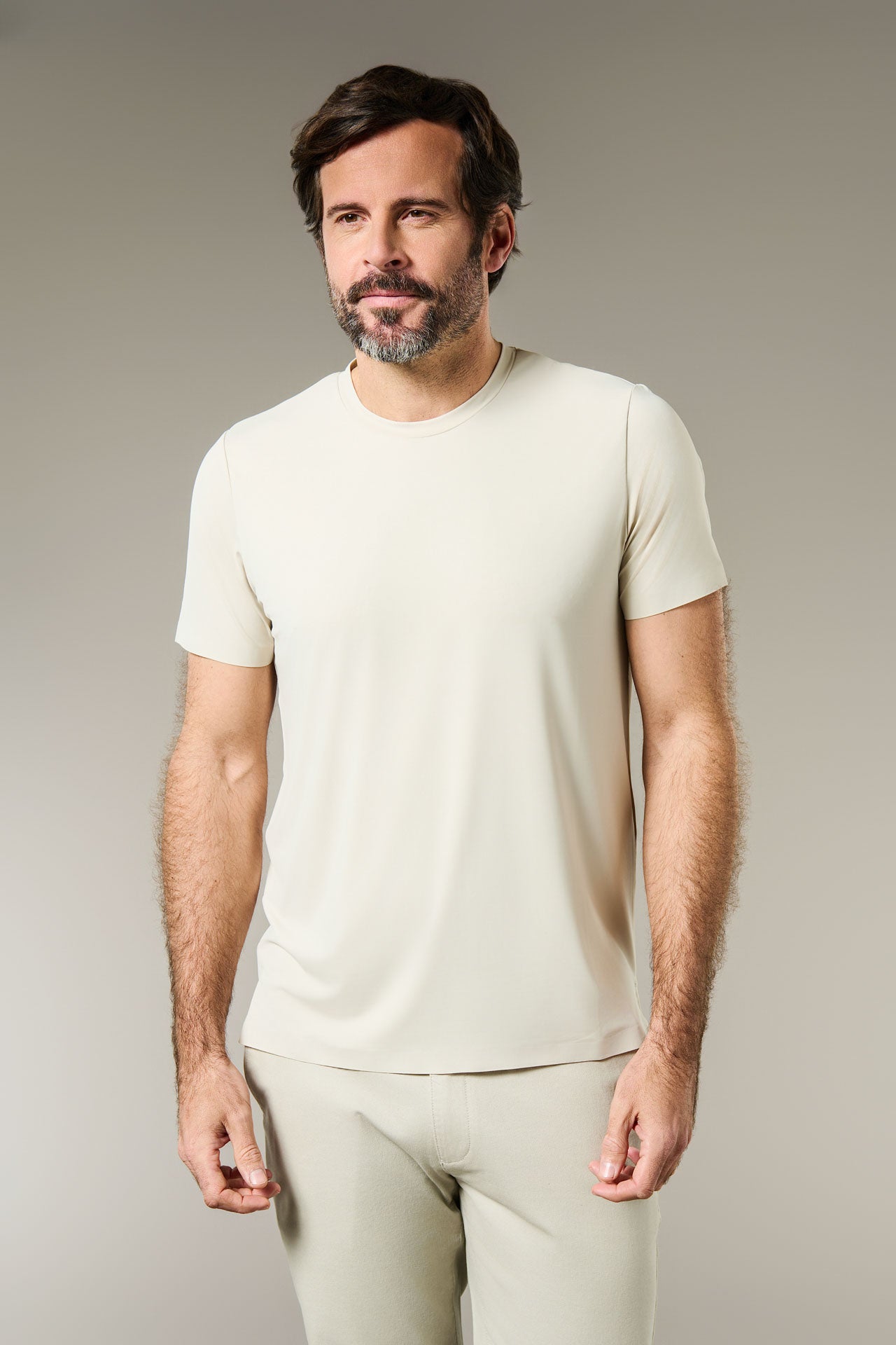 T-shirt en matière technique avec finitions thermocollées manches courtes ligne activewear Thery Jerem, manches courtes, c...