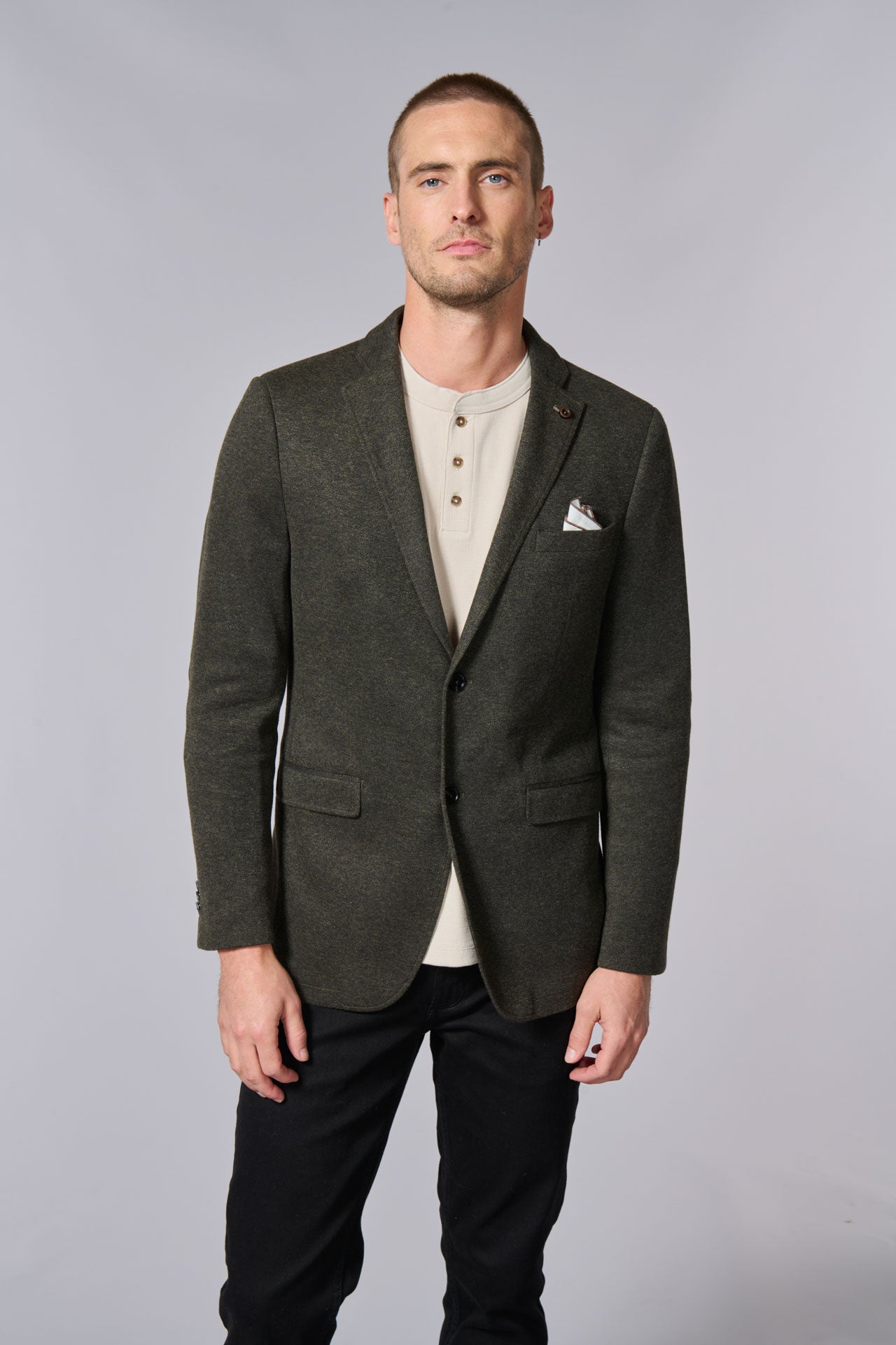 Laine vierge mélangée — Veste souple Jerem, poches passepoilées à rabat, poche poitrine