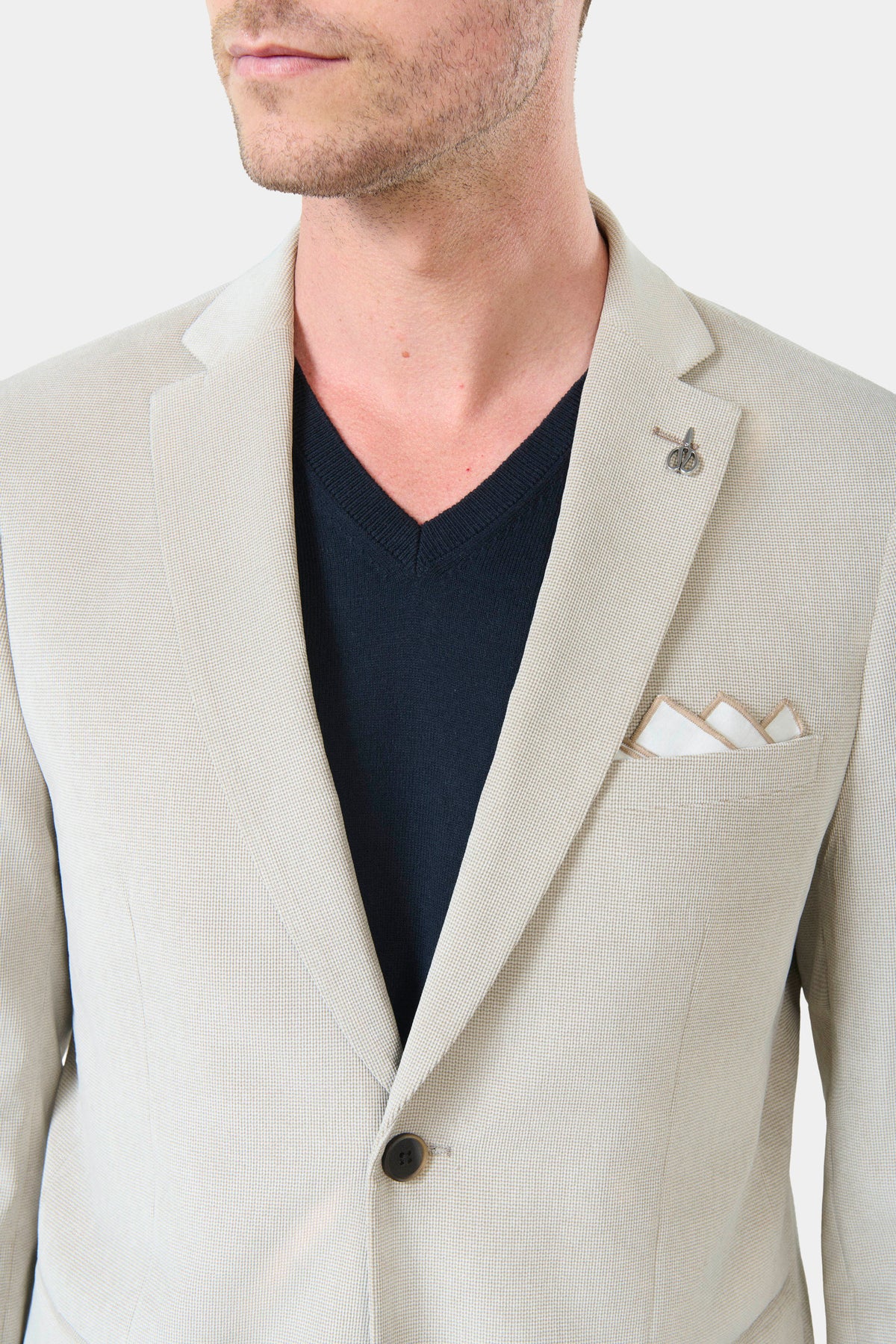 Veste de ville semi-ajustée, velours ciselé Jerem, poche poitrine, simple boutonnage