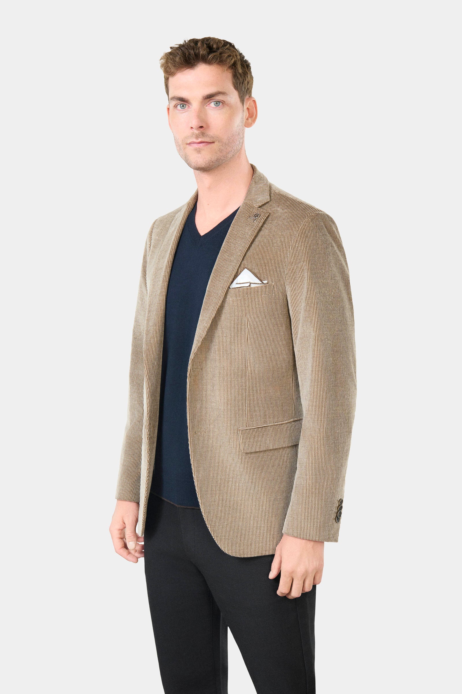 Veste de ville semi-ajustée en velours côtelé Jerem, poches passepoilées à rabat, poche poitrine, simple boutonnage